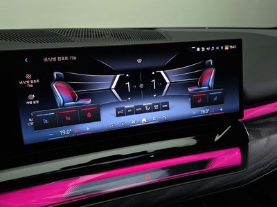 2025 BMW 5 SERIES 缩略图 17