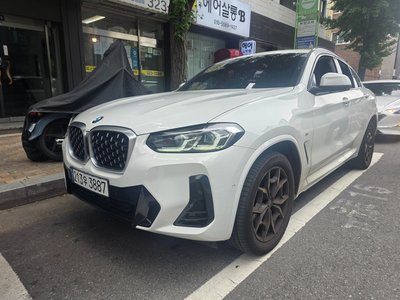 BMW X4 - 1