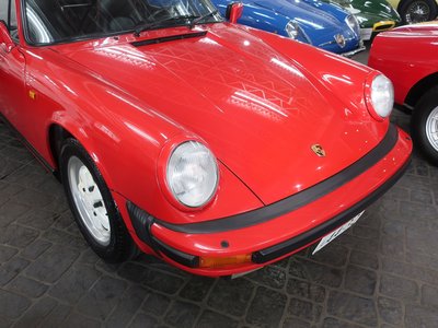 PORSCHE 911 - 5