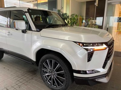 صورة مصغرة 54 لـ 2025 Lexus GX