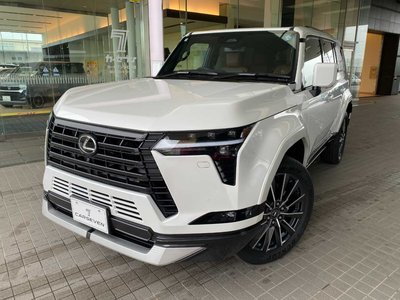 صورة 1 لـ 2025 Lexus GX