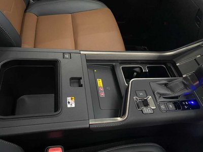 صورة مصغرة 23 لـ 2025 Lexus GX