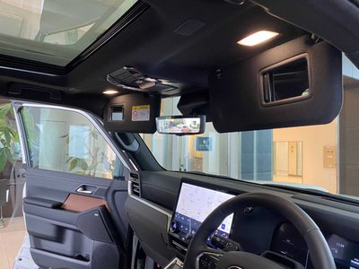 صورة مصغرة 30 لـ 2025 Lexus GX