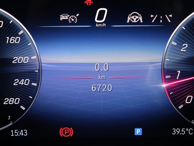 2025 Mercedes-BENZ GLE AMG — миниатюра 24