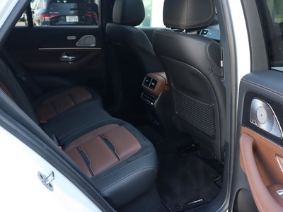 2025 Mercedes-BENZ GLE AMG 照片 3