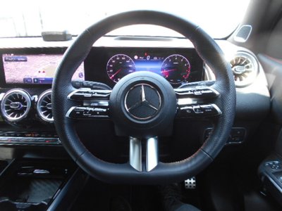 صورة مصغرة 15 لـ 2025 Mercedes-BENZ GLB