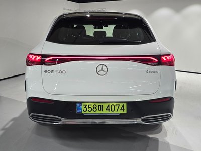 MERCEDES-BENZ EQE - 4