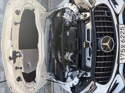 MERCEDES-BENZ GLC - 10