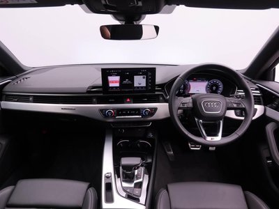 AUDI A4 AVANT - 8