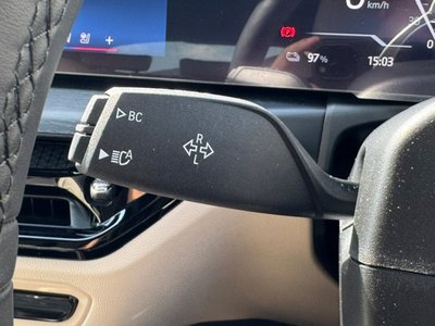 2025 BMW I4 缩略图 27