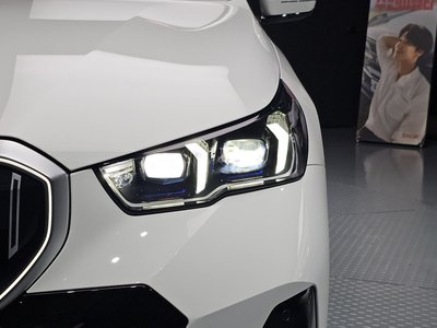 2025 BMW 5 SERIES 照片 9