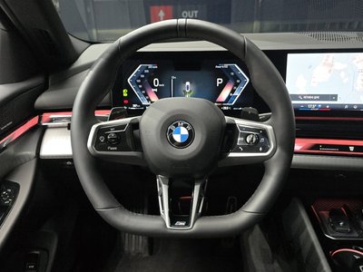 صورة مصغرة 19 لـ 2025 BMW 5 SERIES