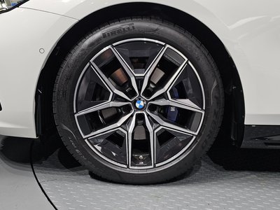 2025 BMW 5 SERIES 照片 6