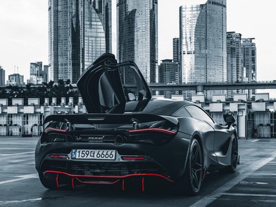 MCLAREN 720S - 3
