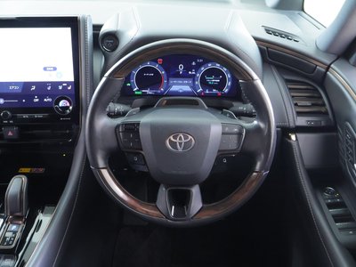 صورة 8 لـ 2024 Toyota ALPHARD