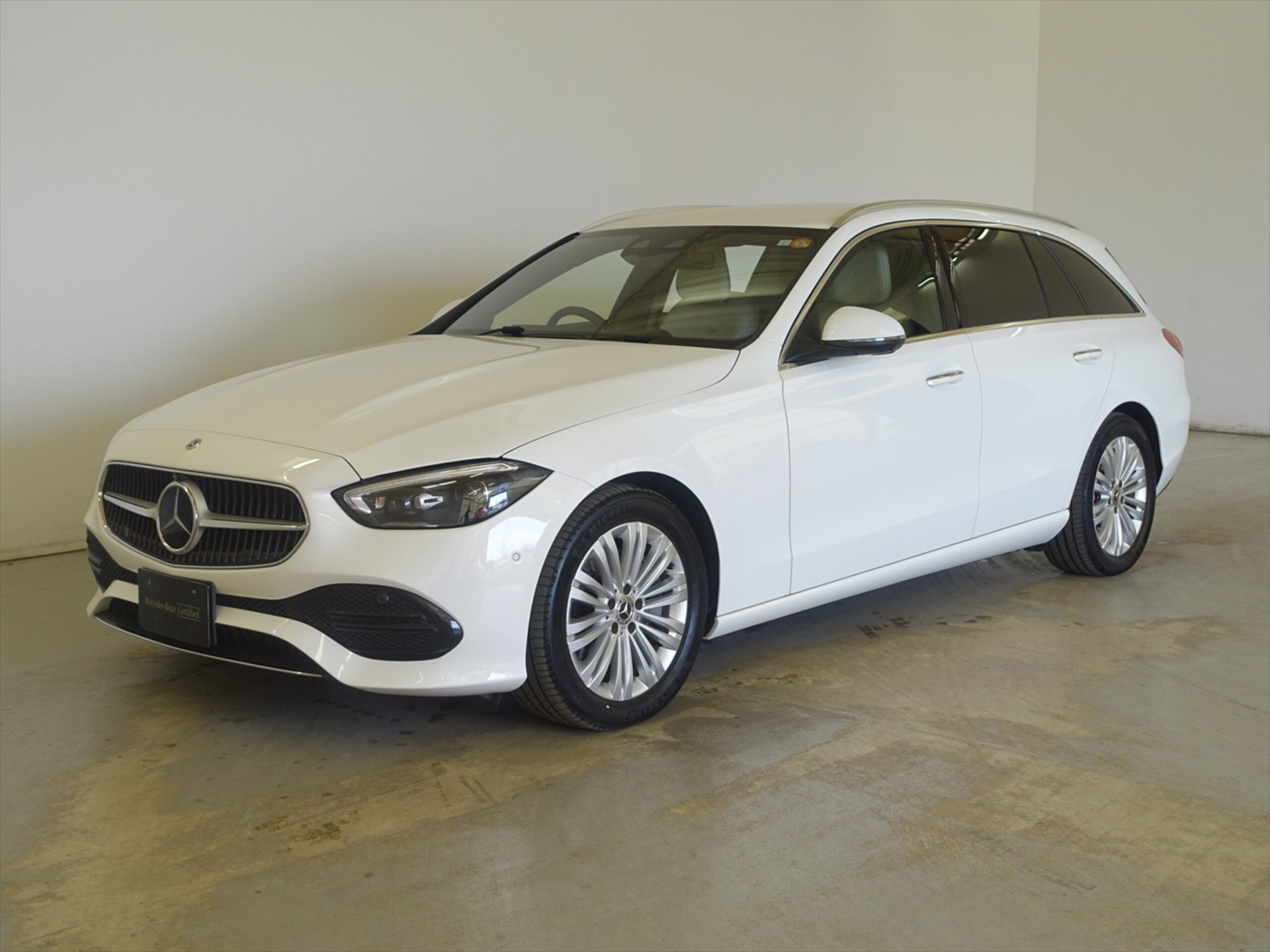 MERCEDES-BENZ C-CLASS - View 1