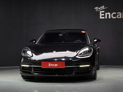 PORSCHE PANAMERA - 2