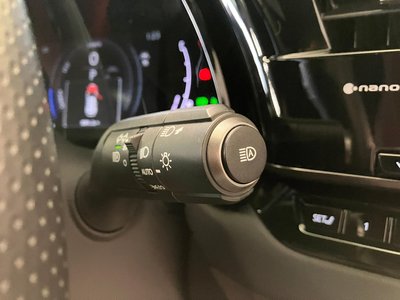 صورة مصغرة 16 لـ 2023 Lexus RX