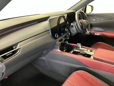 صورة مصغرة 25 لـ 2023 Lexus RX