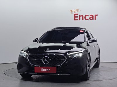 MERCEDES-BENZ E-CLASS - 2