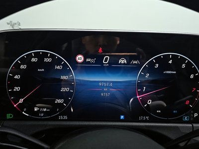 MERCEDES-BENZ E-CLASS - 8