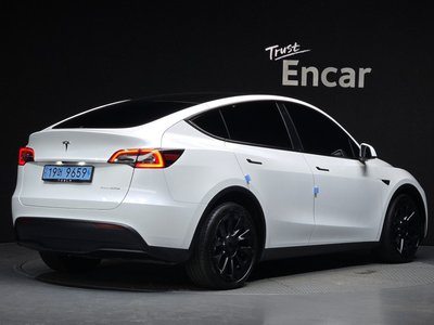 صورة 3 لـ 2023 Tesla MODEL Y
