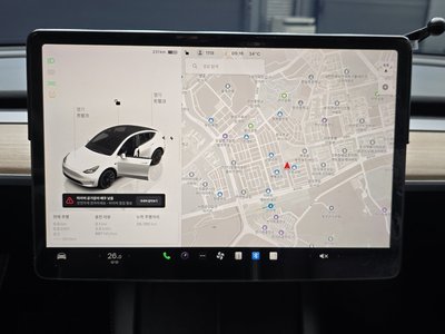 2023 Tesla MODEL Y thumbnail 18