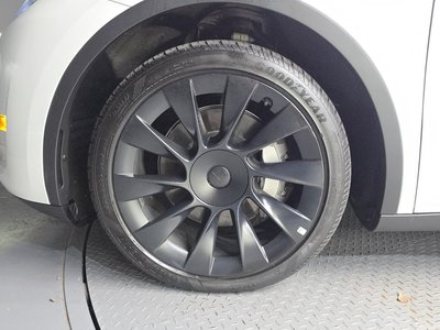 صورة 6 لـ 2023 Tesla MODEL Y