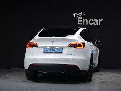 صورة 4 لـ 2023 Tesla MODEL Y