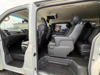 صورة مصغرة 28 لـ 2021 Toyota GRAND ACE