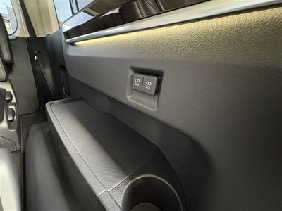 صورة مصغرة 73 لـ 2021 Toyota GRAND ACE