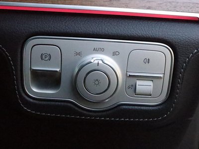 2026 Mercedes-BENZ GLE 缩略图 21