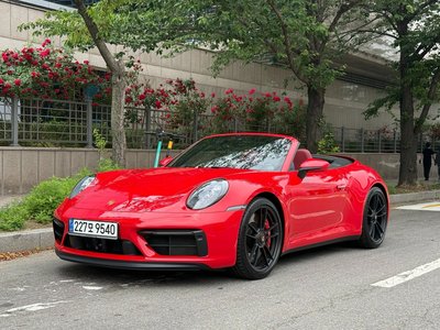 PORSCHE 911 - 1