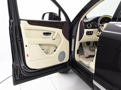 صورة 8 لـ 2018 Bentley BENTAYGA