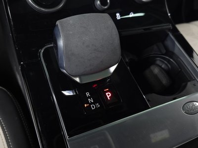 2021 LAND Rover RANGE ROVER VELAR thumbnail 12