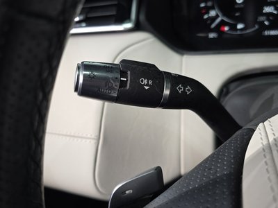 2021 LAND Rover RANGE ROVER VELAR thumbnail 28