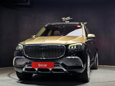 MERCEDES-BENZ GLS - 2