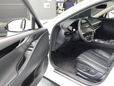 GENESIS G80 (RG3) - 10