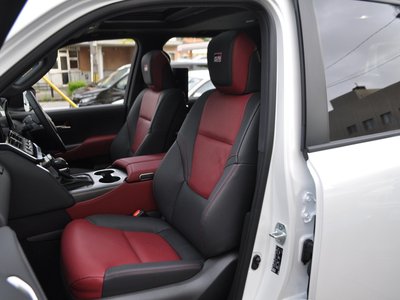 TOYOTA LAND CRUISER 300 - 10