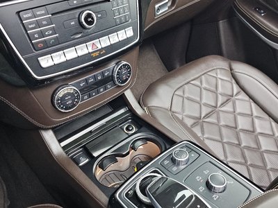 MERCEDES-BENZ GLS - 9