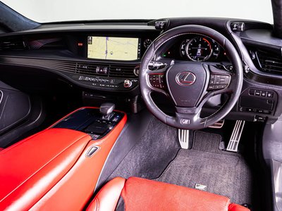 صورة مصغرة 33 لـ 2018 Lexus LS
