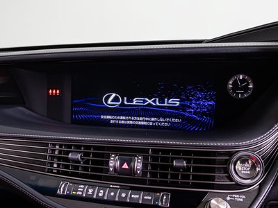 صورة مصغرة 39 لـ 2018 Lexus LS