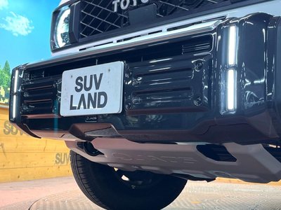 TOYOTA LAND CRUISER 70 - 3