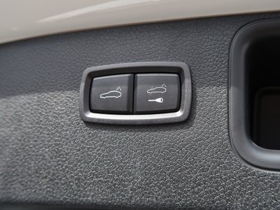 2021 Porsche MACAN 缩略图 31