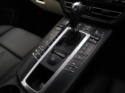 2021 Porsche MACAN 缩略图 12