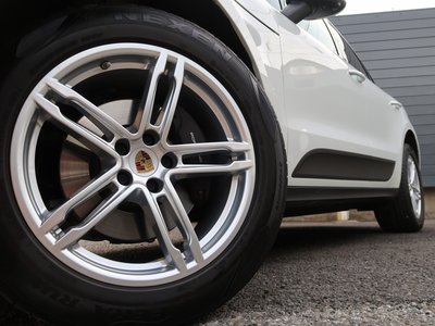2021 Porsche MACAN 照片 2
