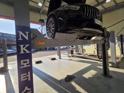 MERCEDES-BENZ GT AMG