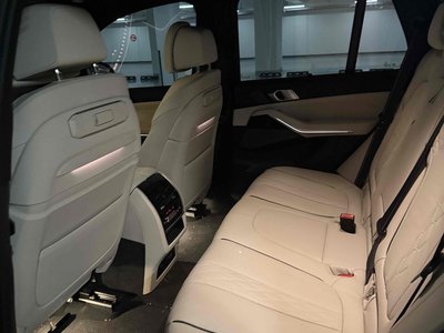 صورة 5 لـ 2026 BMW X5