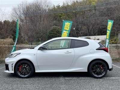 2025 Toyota GR YARIS — миниатюра 25