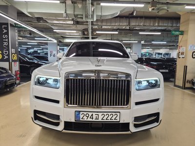 ROLLS-ROYCE CULLINAN - 2